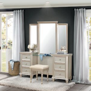Antoinetta Vanity Dresser with Mirror
