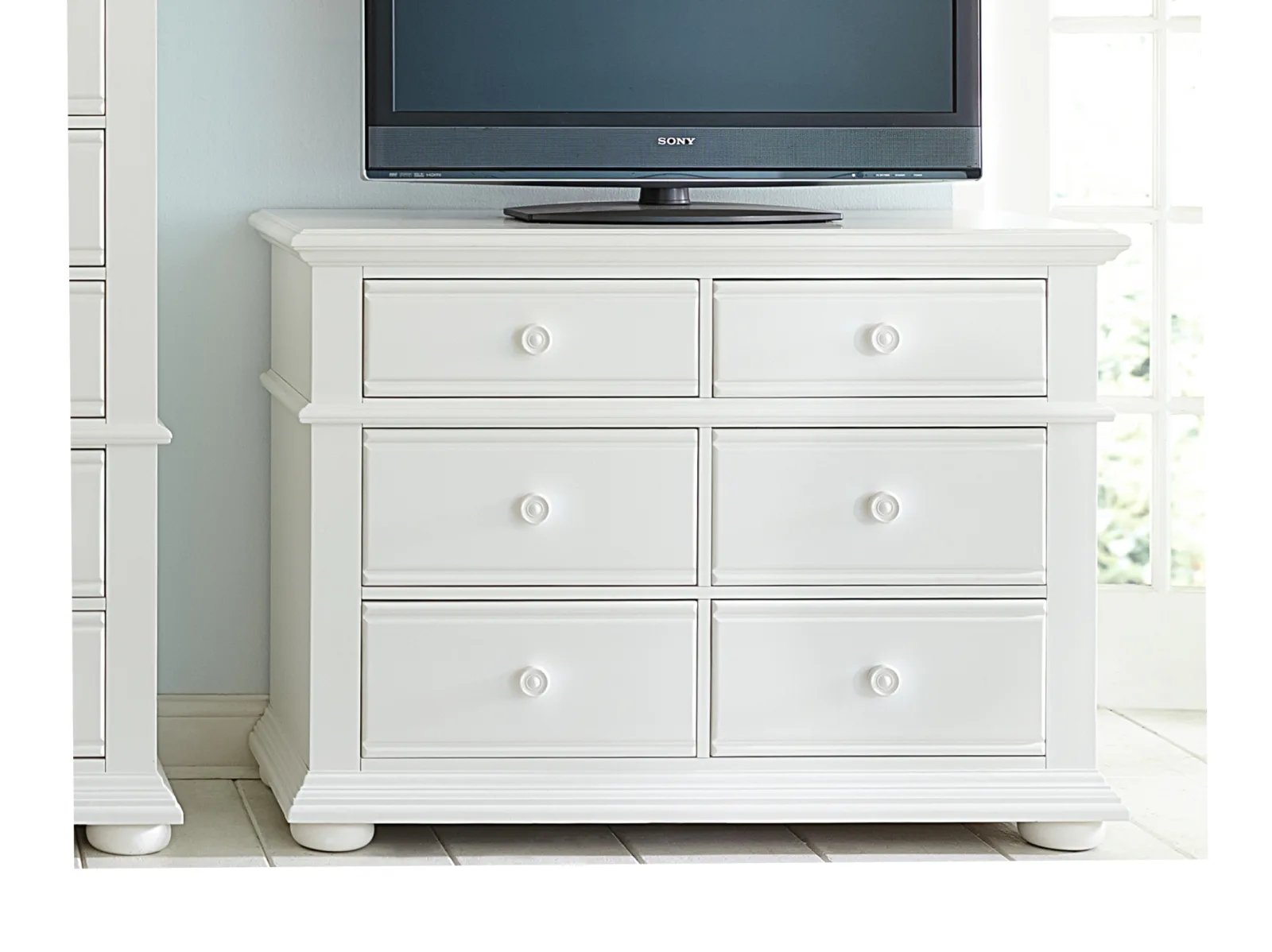 Summersville TV Stand Chest - Image 2