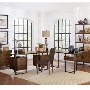 Helena Desk and Return