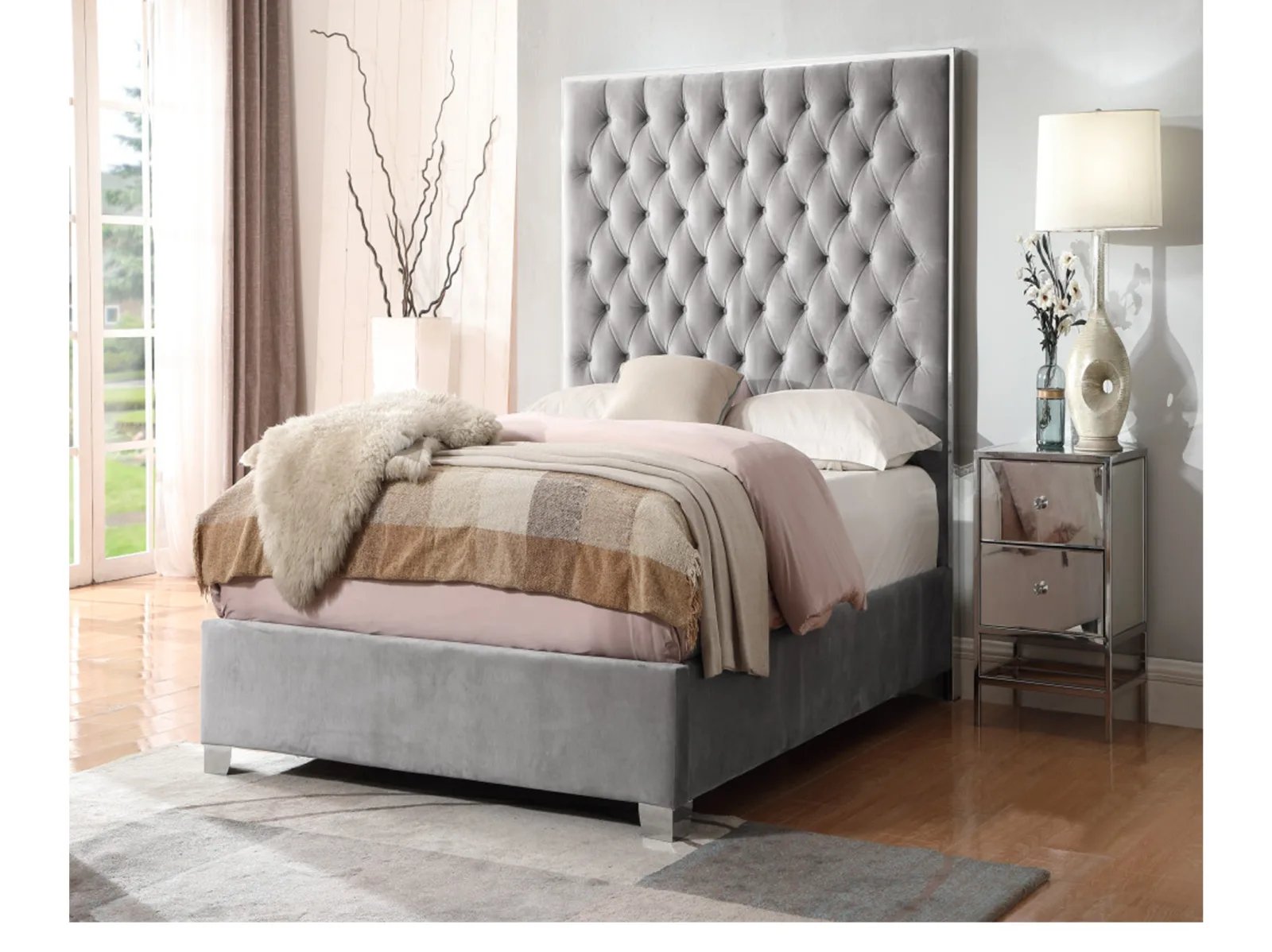 Schaedel Upholstered Bed - Image 7