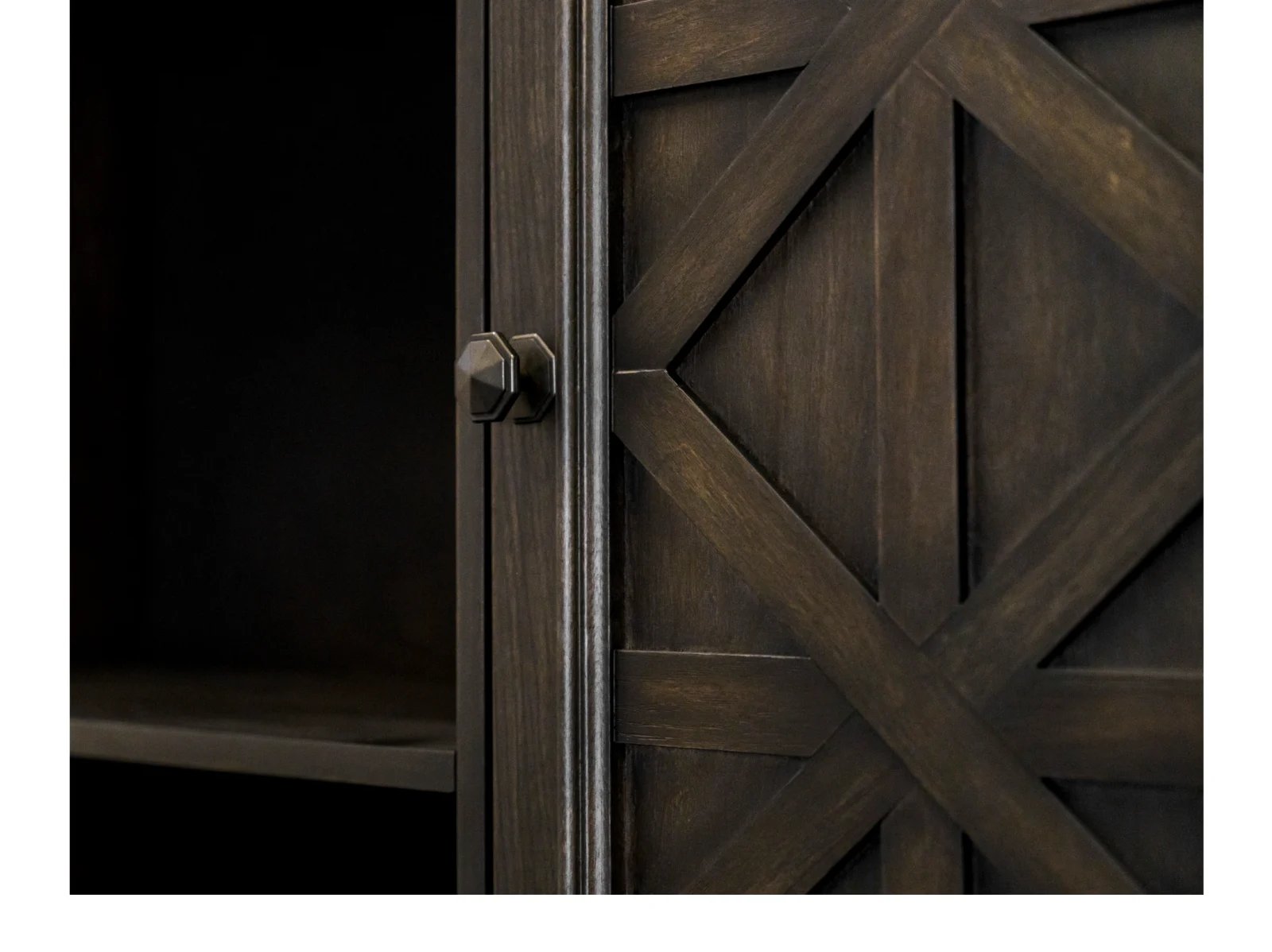 Kingsland 2 Pc. Credenza and Hutch - Image 8