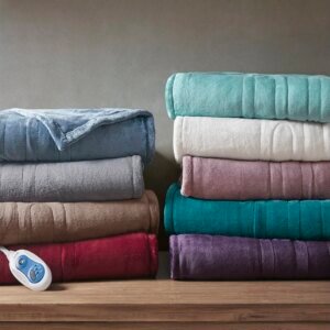 Heated Plush Grey Throw