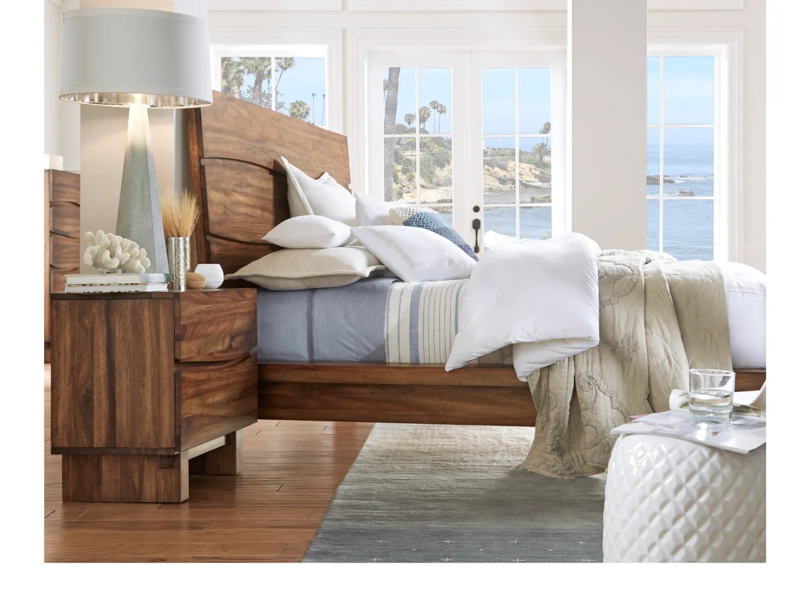 Odyssey Platform Bed - Image 7