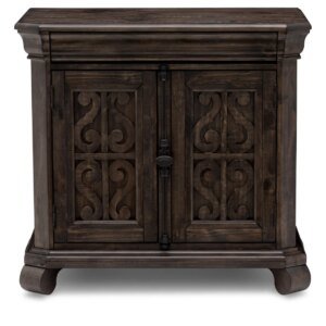 Belcaro Bachelor Chest
