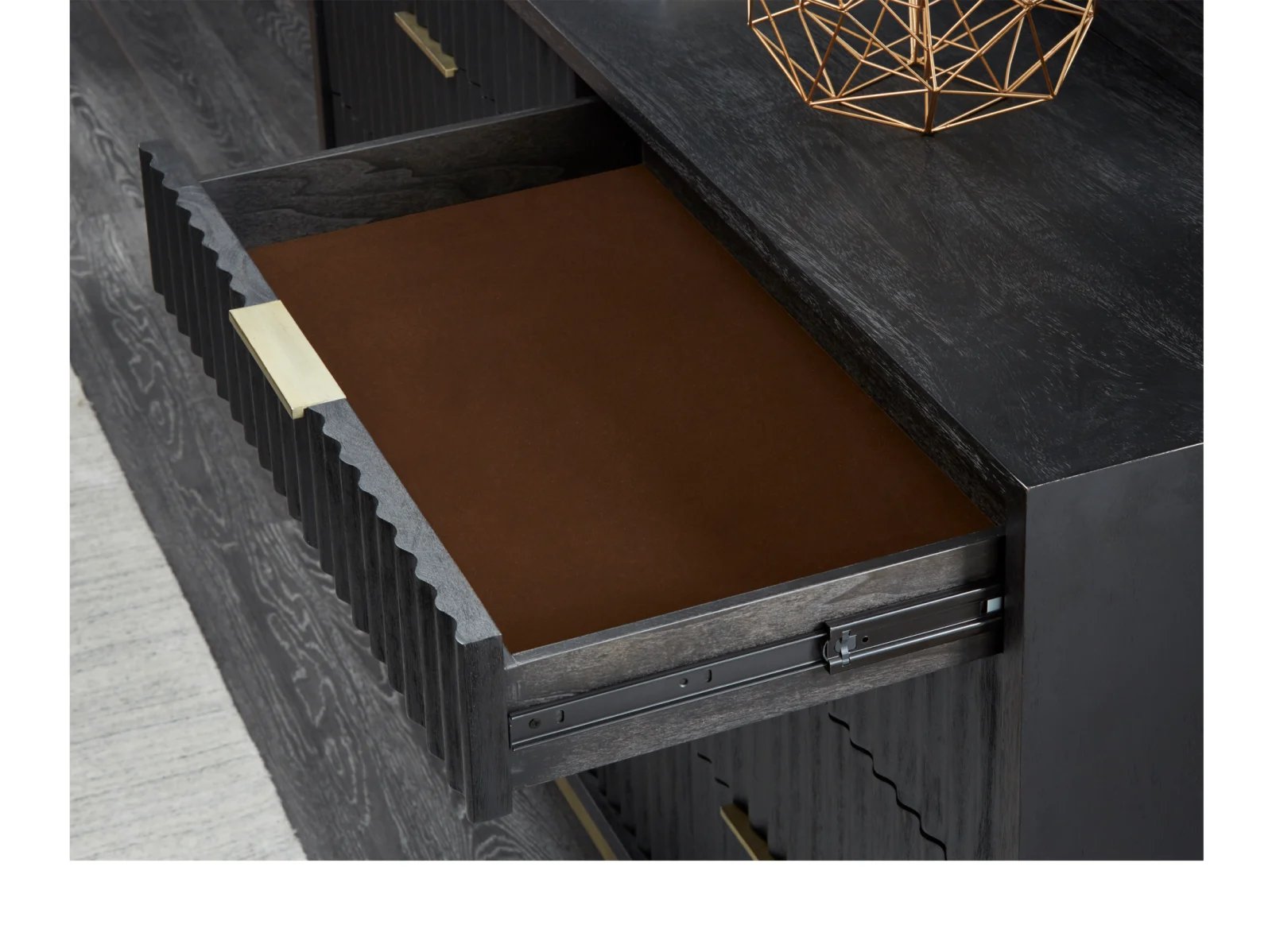 Kearsarge Dresser - Image 5