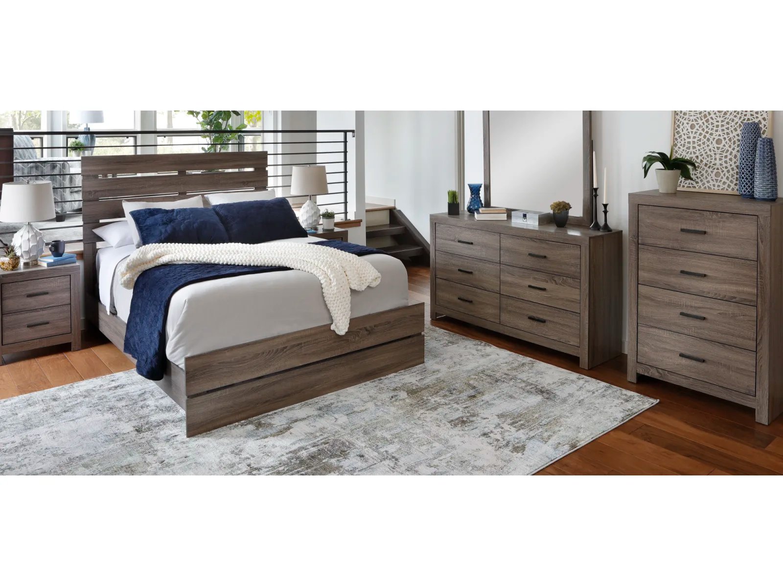 Wingate Chest - Image 2