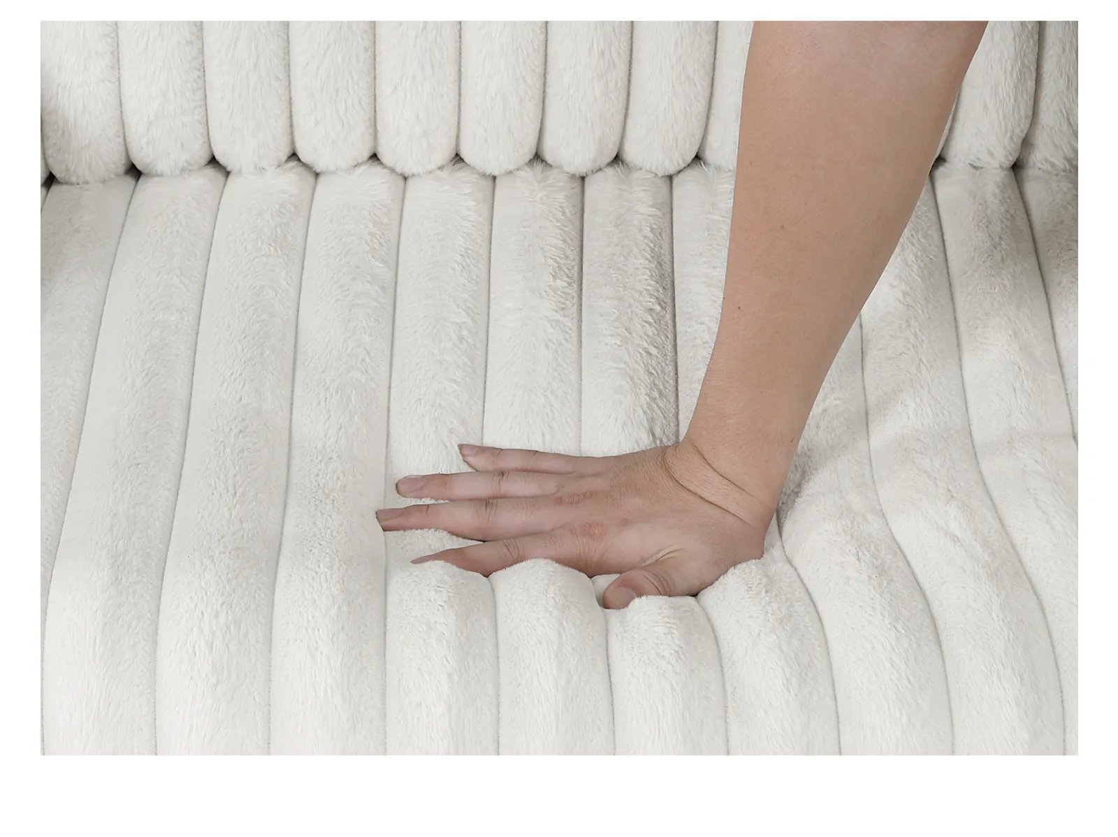 Fellton Oversized Chaise Lounge - Image 14