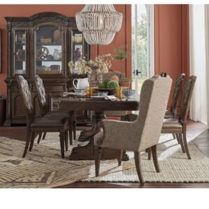 Huntington Dining Table